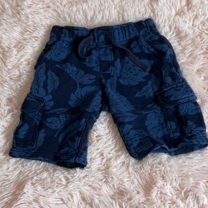 Gymboree Boys shorts with Hawaiian design